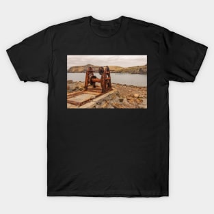 Old Boat Winch T-Shirt